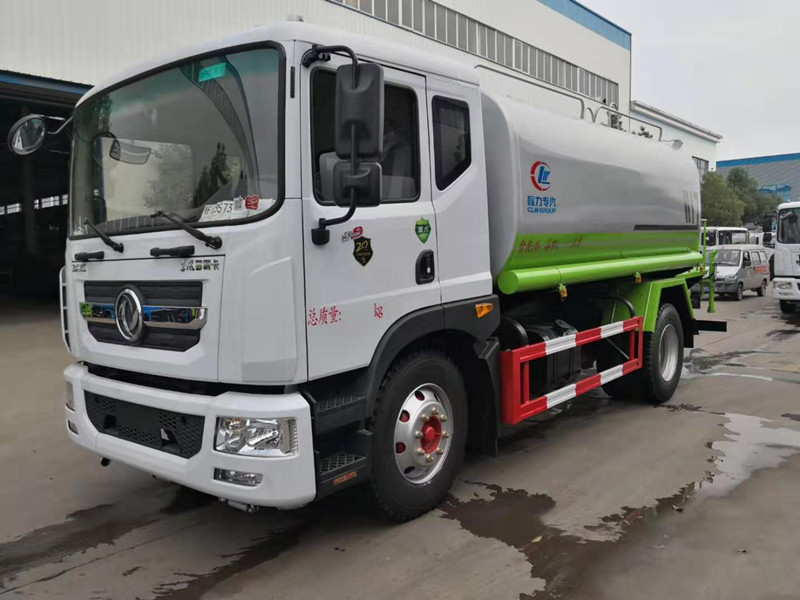 國六東風大多利卡D9 14方灑水車