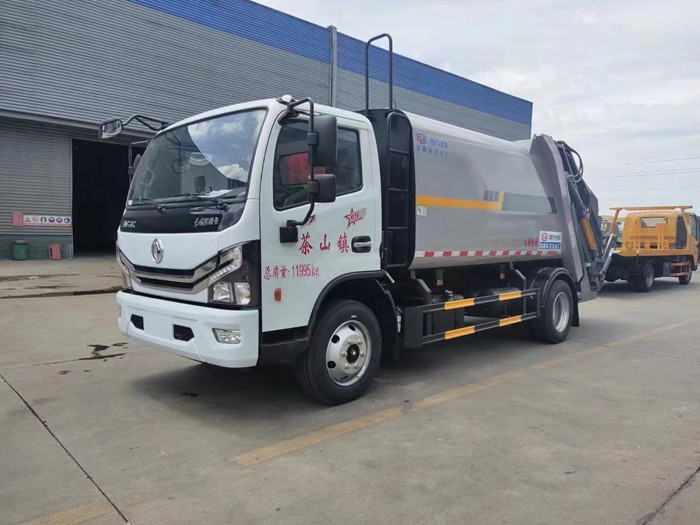 國六東風多利卡10方壓縮垃圾車_10方壓縮垃圾車價格_壓縮垃圾車廠家_程力壓縮垃圾車廠